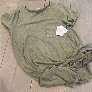 LuLaRoe Olive-Toned Pocket Midi Dress